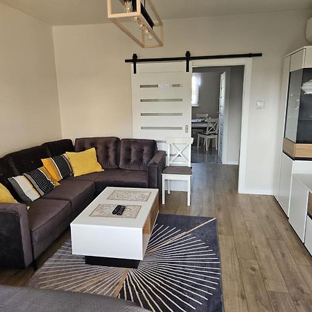 Apartament Z Ogrodem Lublin Bagian luar foto